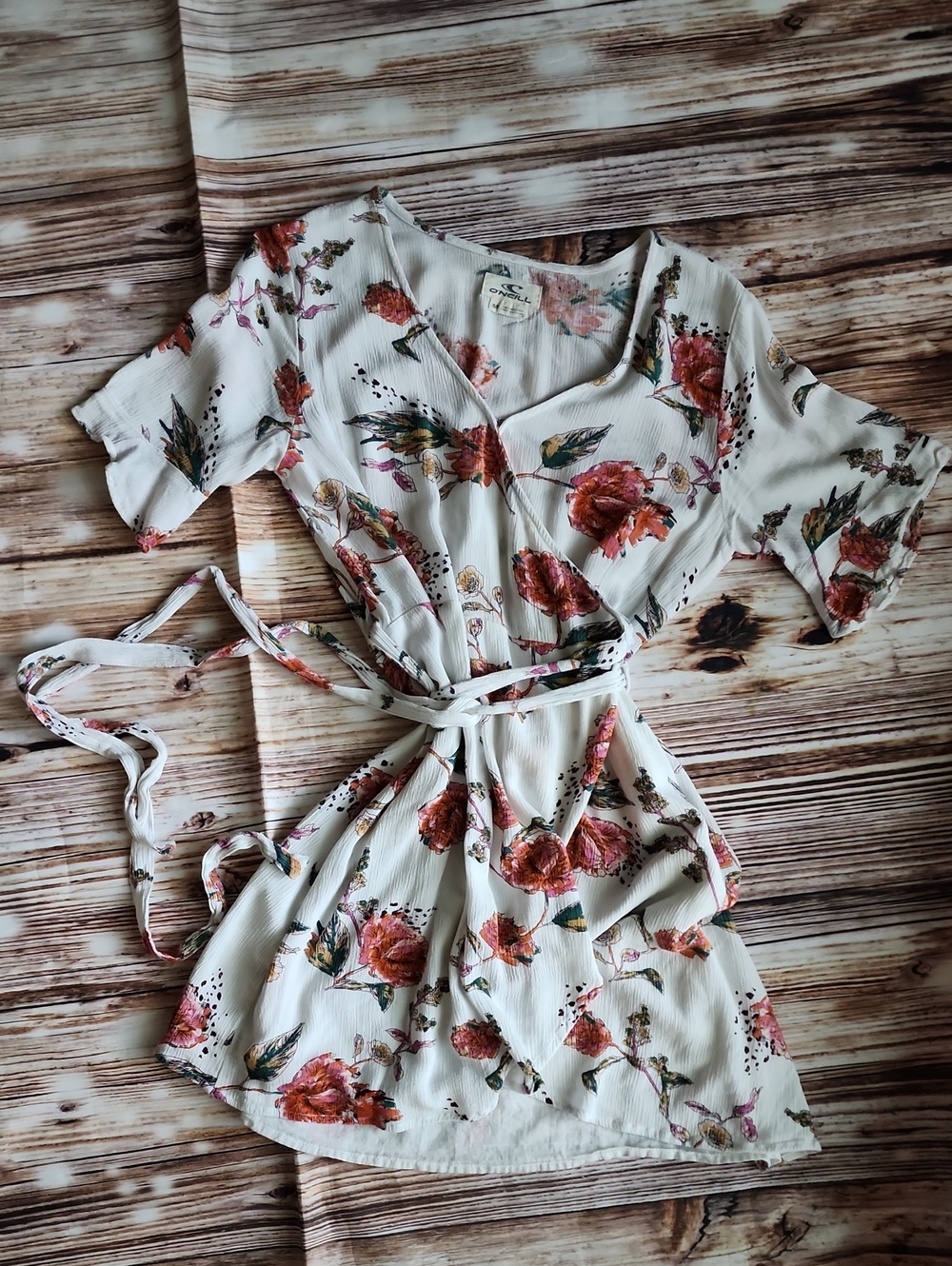 O'Neill Cream Floral Tie-Waist Tunic